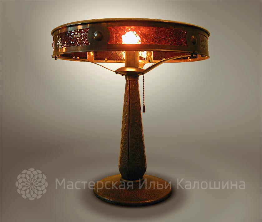 настольная лампа Грузинская художественный светильник Илья Калошин